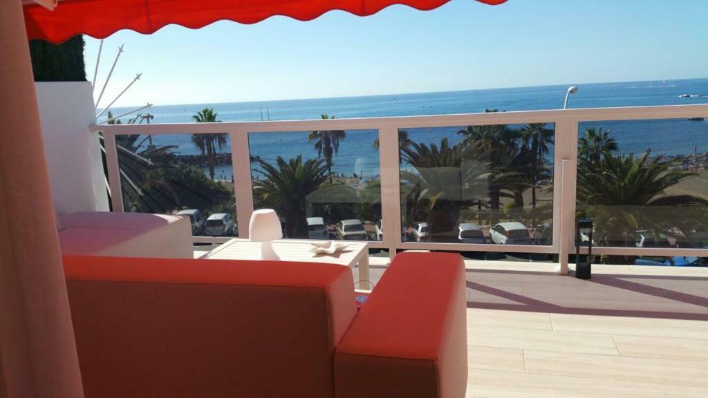 Beachfront Los Cristianos Apartment Arona  Exterior photo